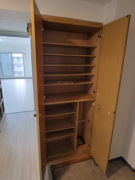 コープ野村南流山壱番街2号棟の収納画像