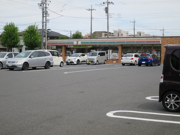 流山市三輪野山１丁目の土地のコンビニ画像
