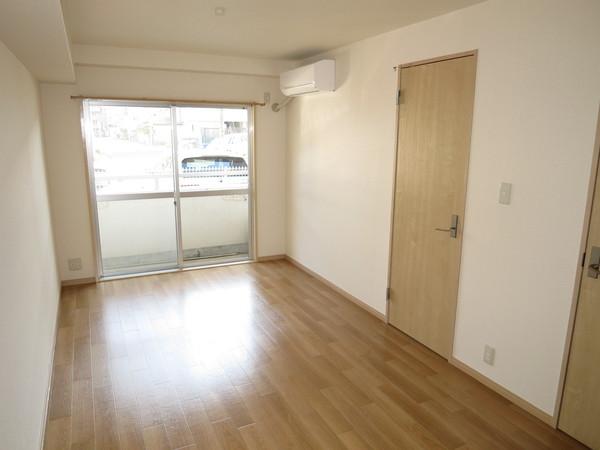 流山サンテラスのリビング画像