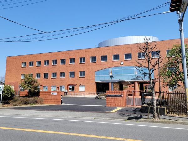 MAHALOの中学校画像