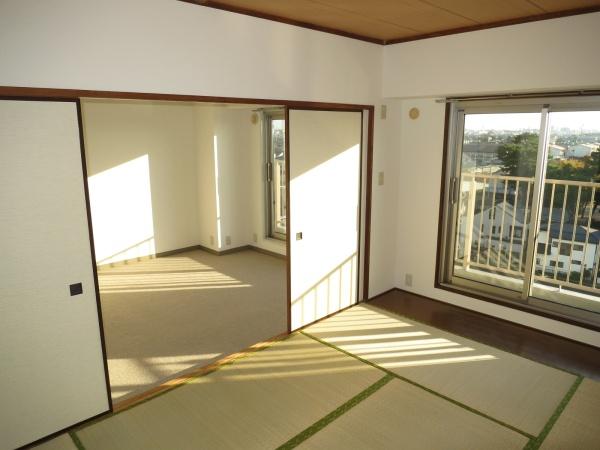 新松戸サンライトパストラル五番街C棟の和室画像
