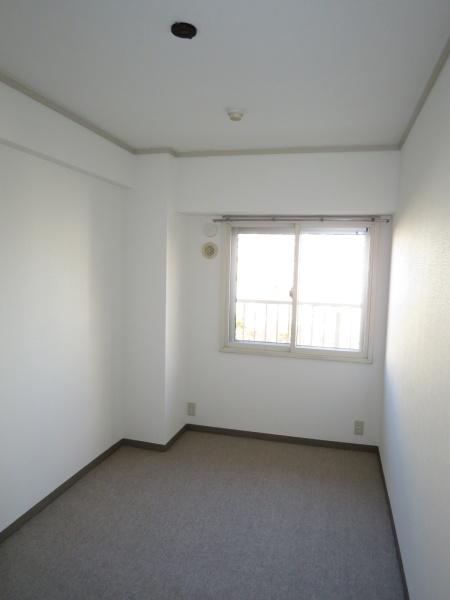 新松戸サンライトパストラル五番街C棟の洋室画像