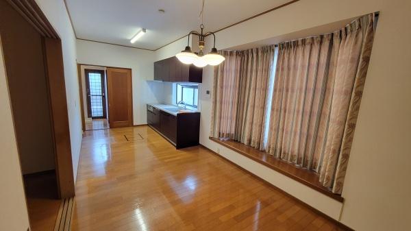平和台5丁目貸家のリビング画像