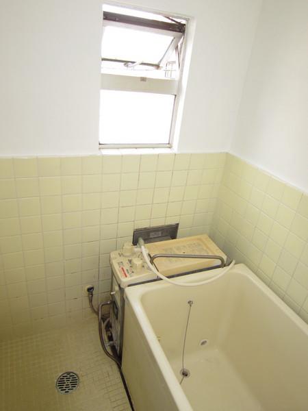 時田ビルのバス画像