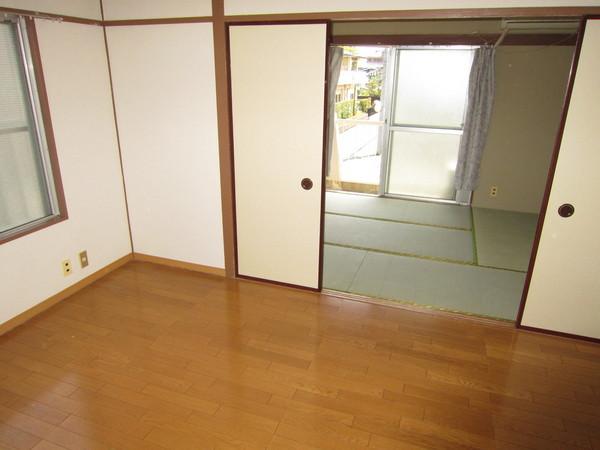 時田ビルの洋室画像