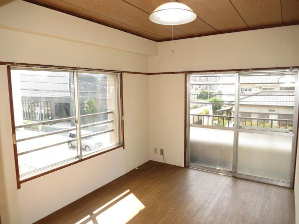 依田マンションの洋室画像