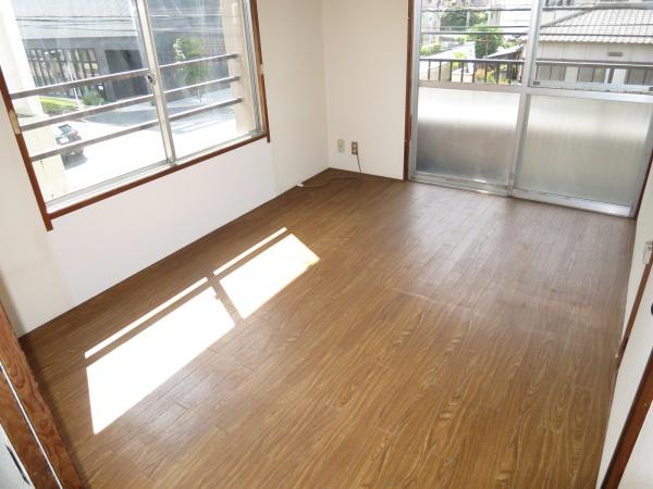依田マンションのリビング画像