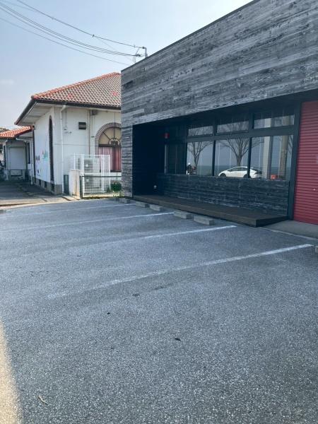 長曽根町　北村様店舗の駐車場画像