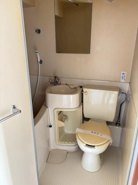 シャトル城町のトイレ画像