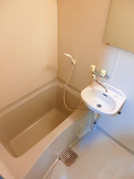 メゾンソレイユのバス画像