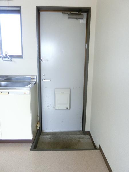 城陽ハイツの玄関画像