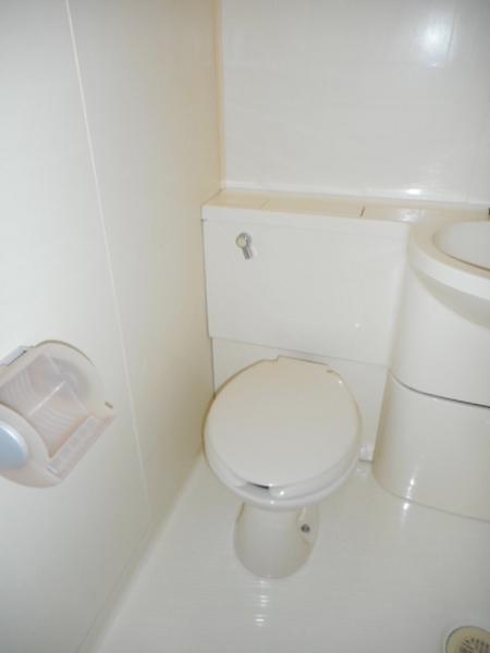 彦根市平田町のハイツのトイレ画像