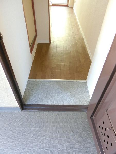シャトル城町の玄関画像