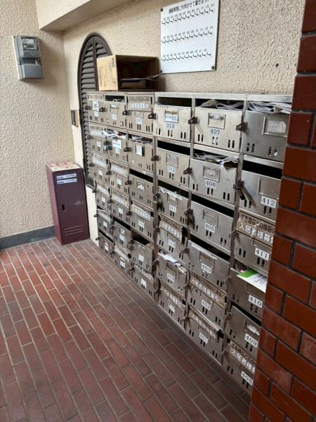 シャトル城町のエントランス画像