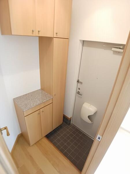 カーサ　セレーノの玄関画像