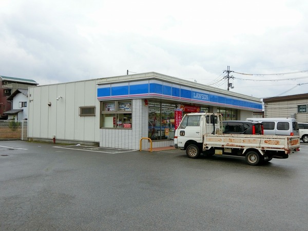 キャッスルハイム金亀のコンビニ画像