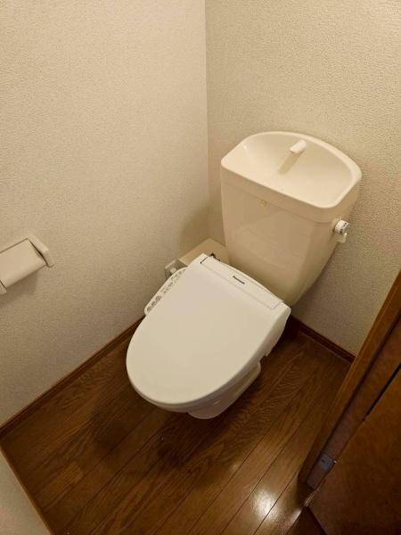 リベラル南彦根のトイレ画像