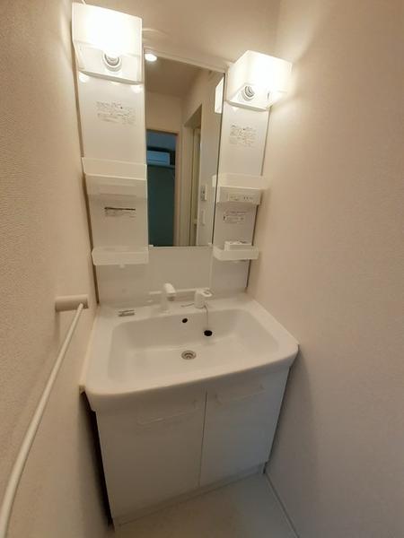 フロール南彦根の洗面台・洗面所画像