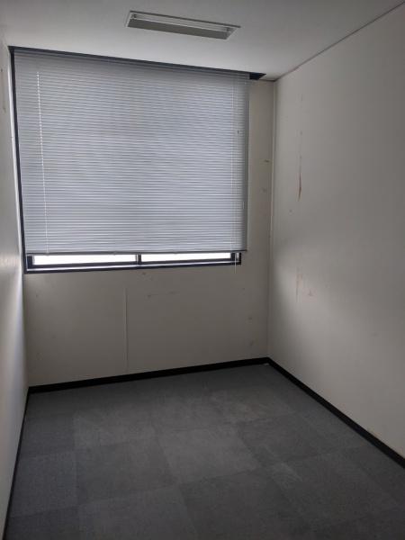 彦根市芹川町　彦根事務所の洋室画像