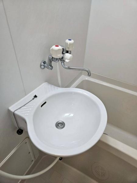 リベラル南彦根の洗面台・洗面所画像