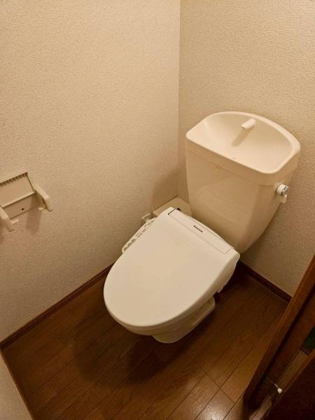 リベラル南彦根のトイレ画像
