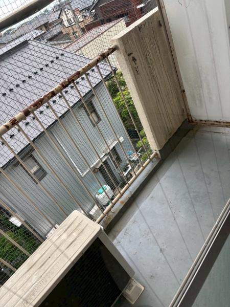 シャトル城町のバルコニー画像
