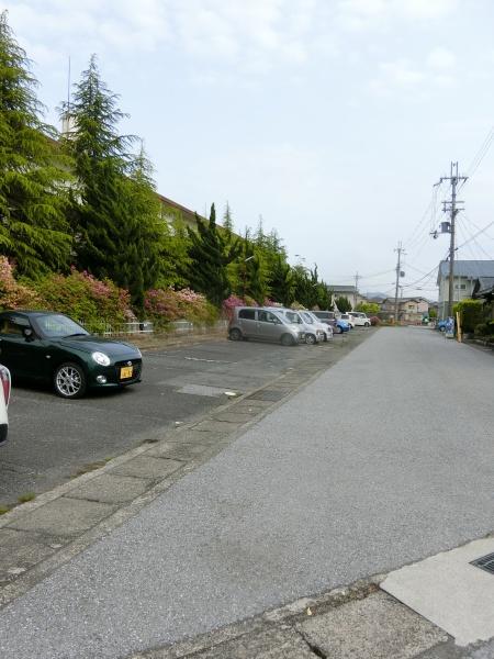 南彦根ハイツの駐車場画像