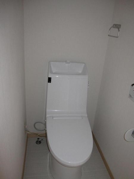 サン　フローラのトイレ画像