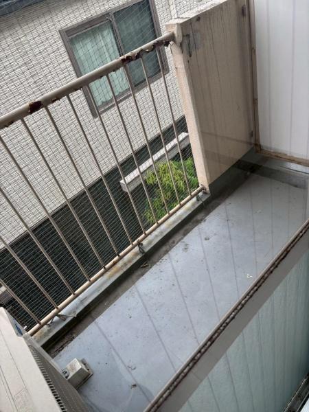 シャトル城町のバルコニー画像