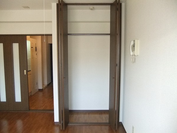 彦根市竹ケ鼻町のマンションの収納画像