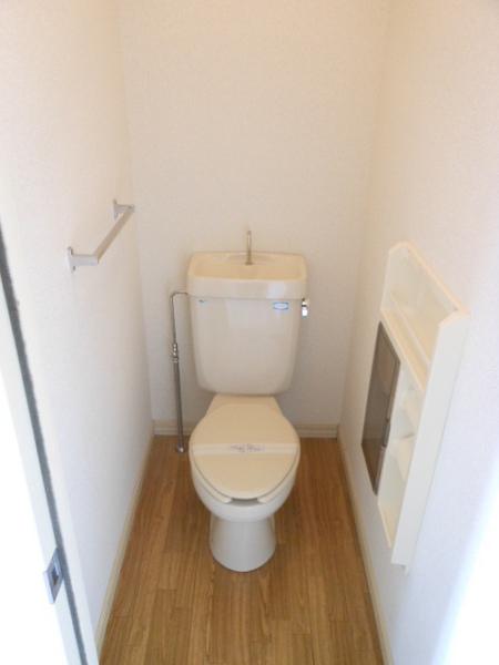 レークサイド尾本のトイレ画像