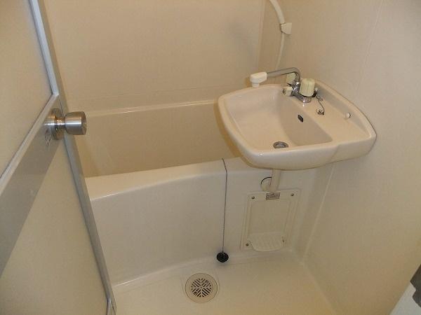 サンタウン竹鼻Bのバス画像