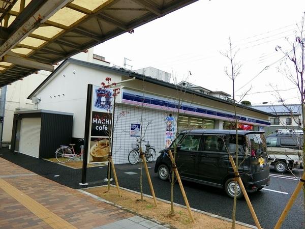 プラザ彦根のコンビニ画像