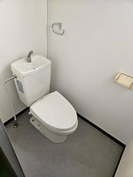 小伯ビルのトイレ画像