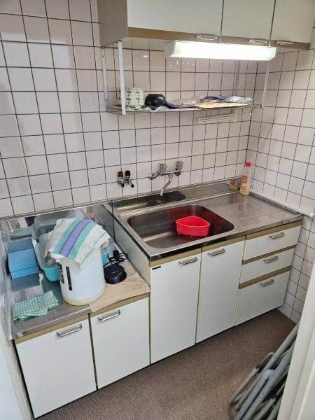 彦根市平田町の事務所のキッチン画像