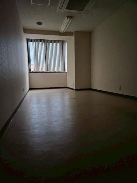彦根市平田町の事務所のその他内観画像