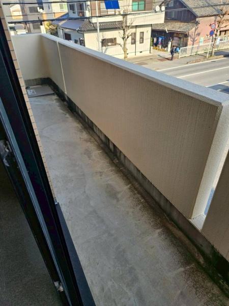 彦根市後三条町の事務所のバルコニー画像