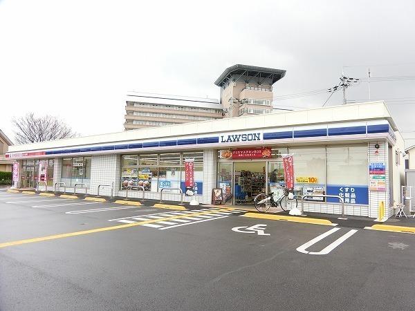 メゾンシャトー１のコンビニ画像