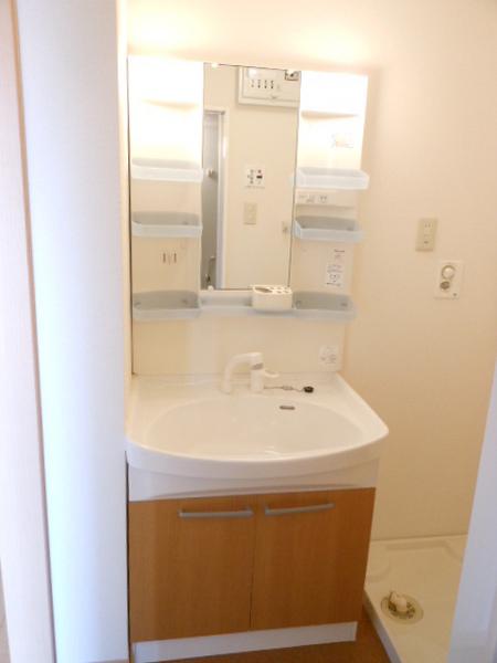 サンローズ　Ａ棟の洗面台・洗面所画像