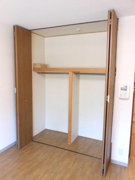 ヴァヤーシェの収納画像