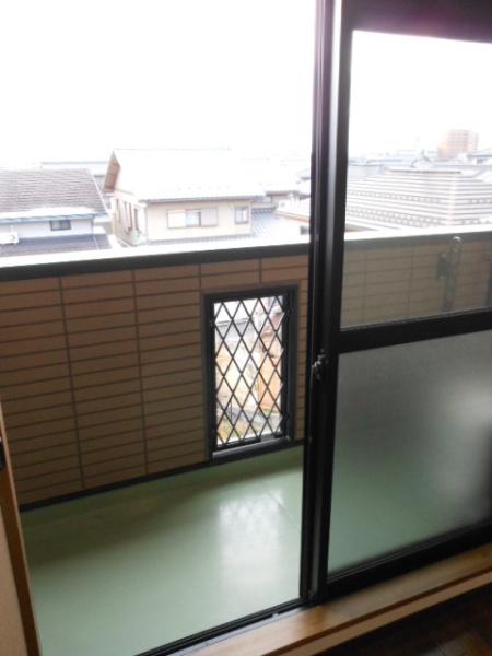 スーリール２番館のバルコニー画像