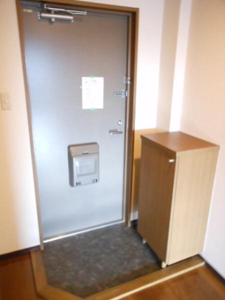 スーリール２番館の玄関画像