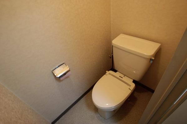 アドニス・ベルロードのトイレ画像