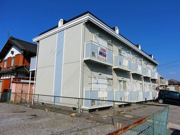 ウイステリアコーポ アパート