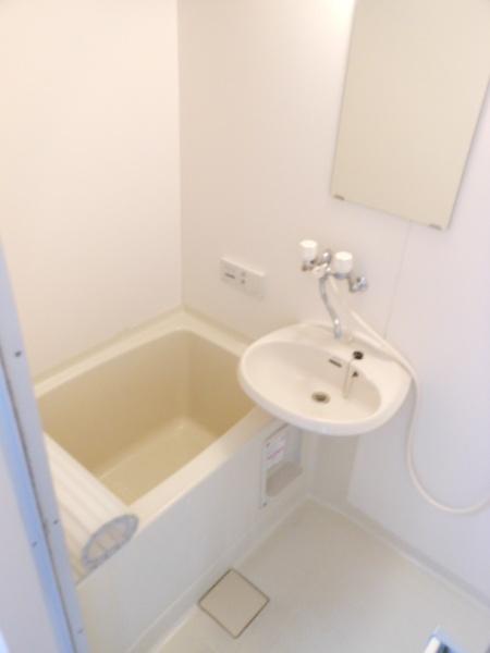 Ｎａｓｕ１ビルのバス画像