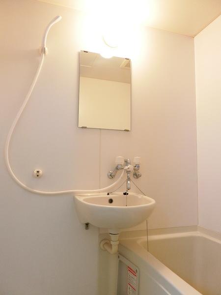 ロイヤル戸賀のバス画像