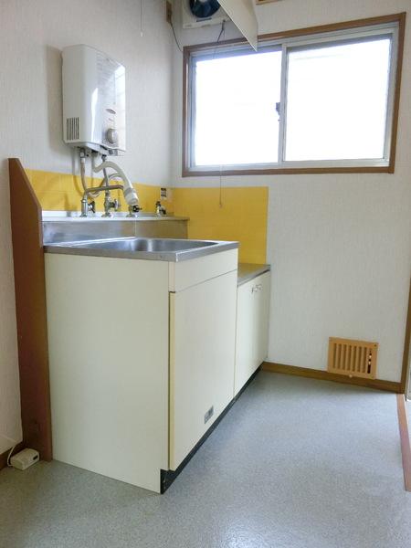 ドミール彦根のキッチン画像