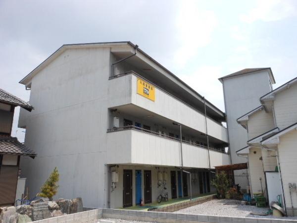 ラポー芹川 マンション