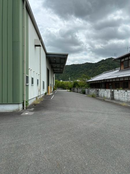 東近江市五個荘山本町の倉庫のその他画像