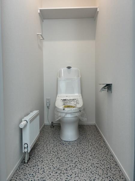 西野１０条７丁目・戸建のトイレ画像